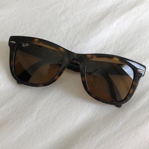 Ray-Ban Folding Wayfarer